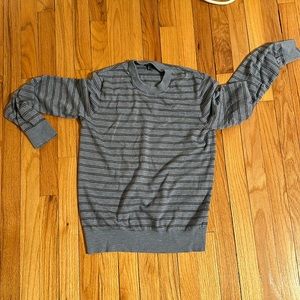 Theory sweater size medium